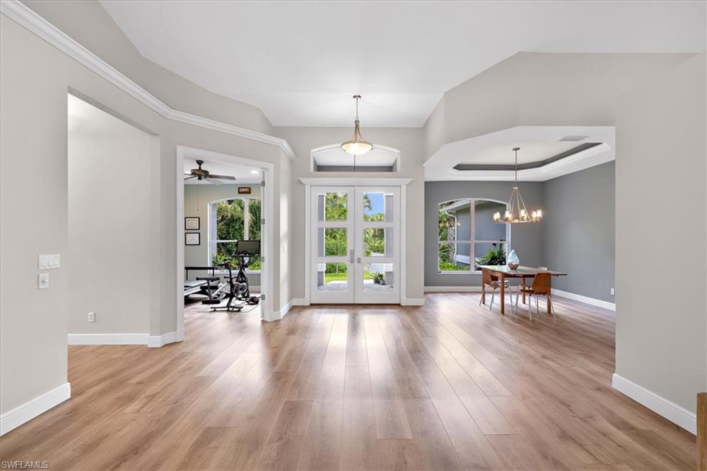 GOLDEN GATE ESTATES - Residential