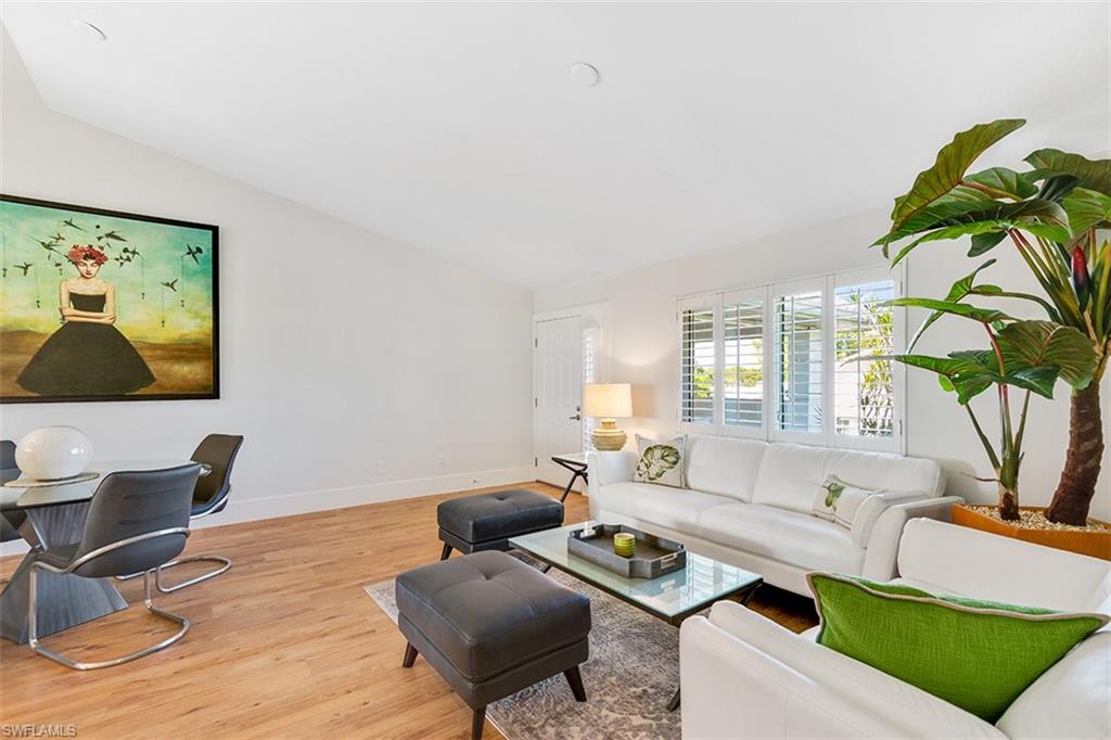 SHORE CLUB - Residential