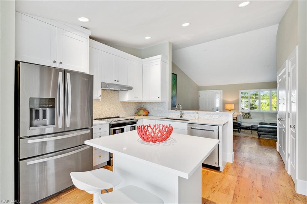 SHORE CLUB - Residential