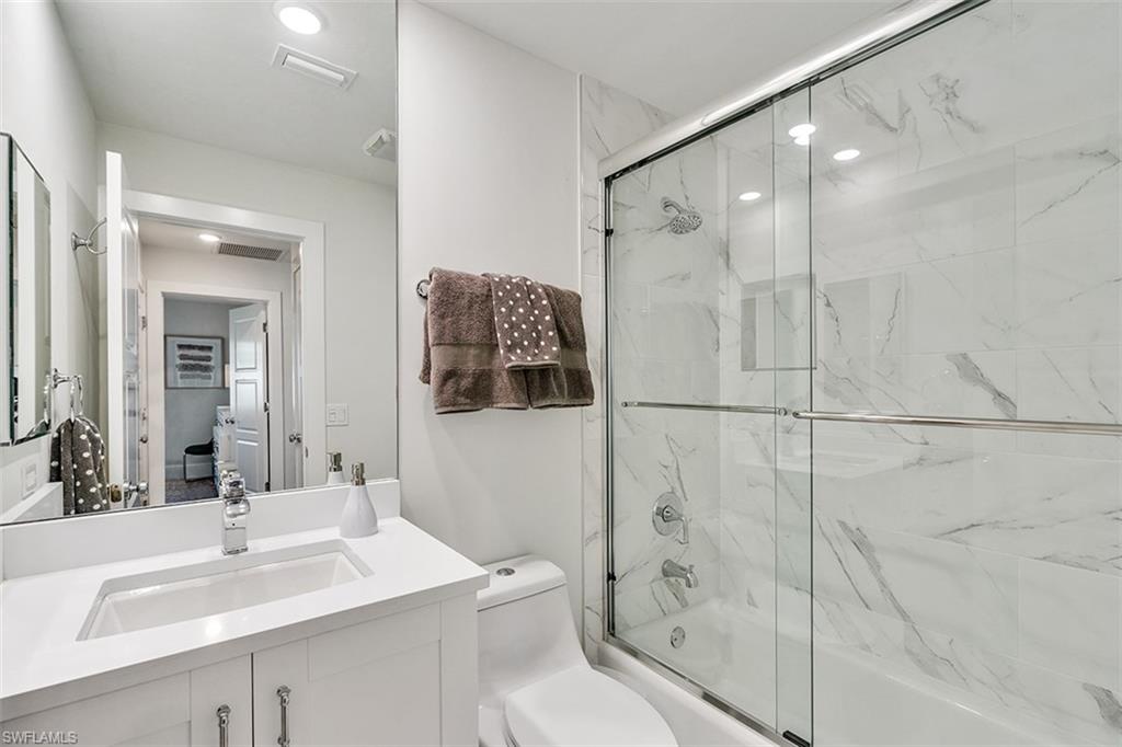 SHORE CLUB - Residential