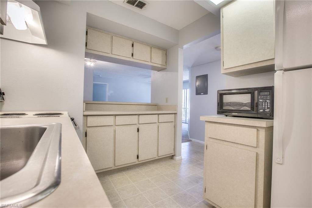 SUMMERLIN WOODS - Residential