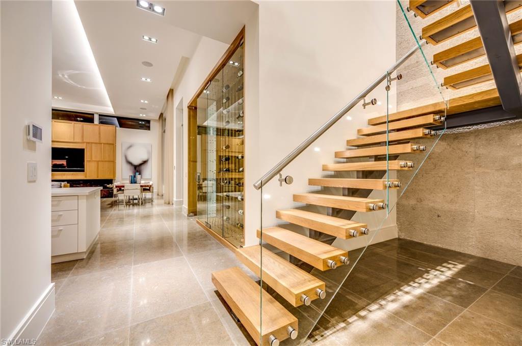 MOORINGS - Residential