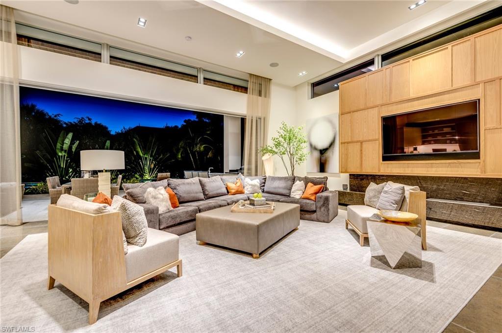 MOORINGS - Residential