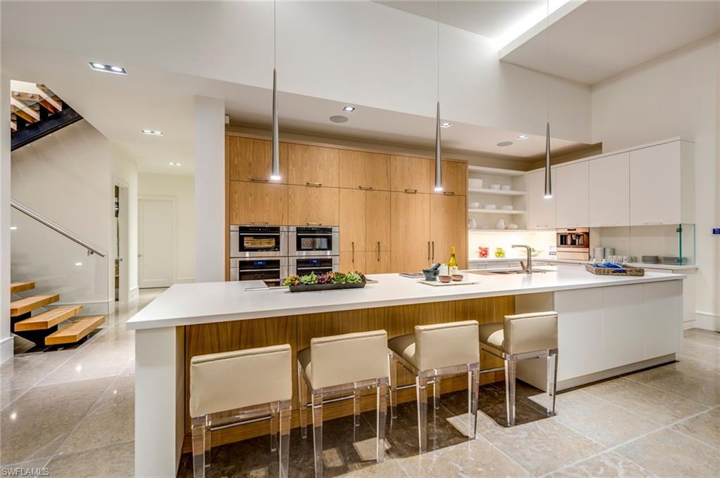 MOORINGS - Residential