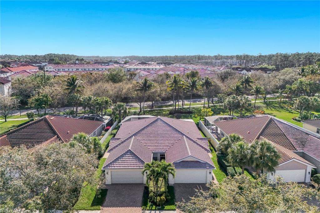 ISLAND WALK - Residential