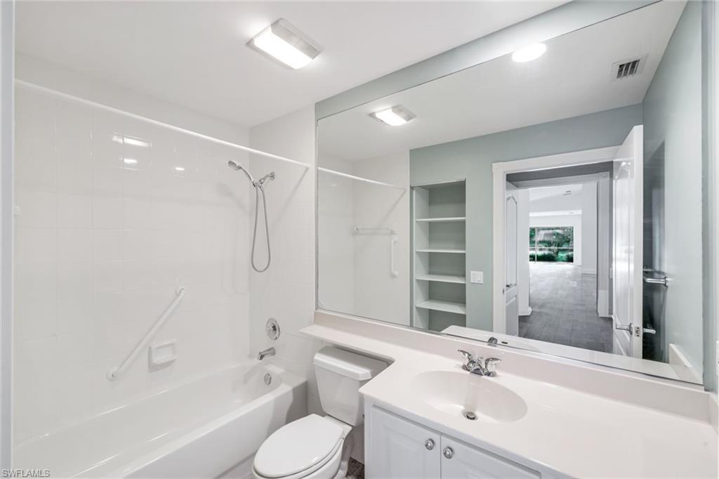 ISLAND WALK - Residential