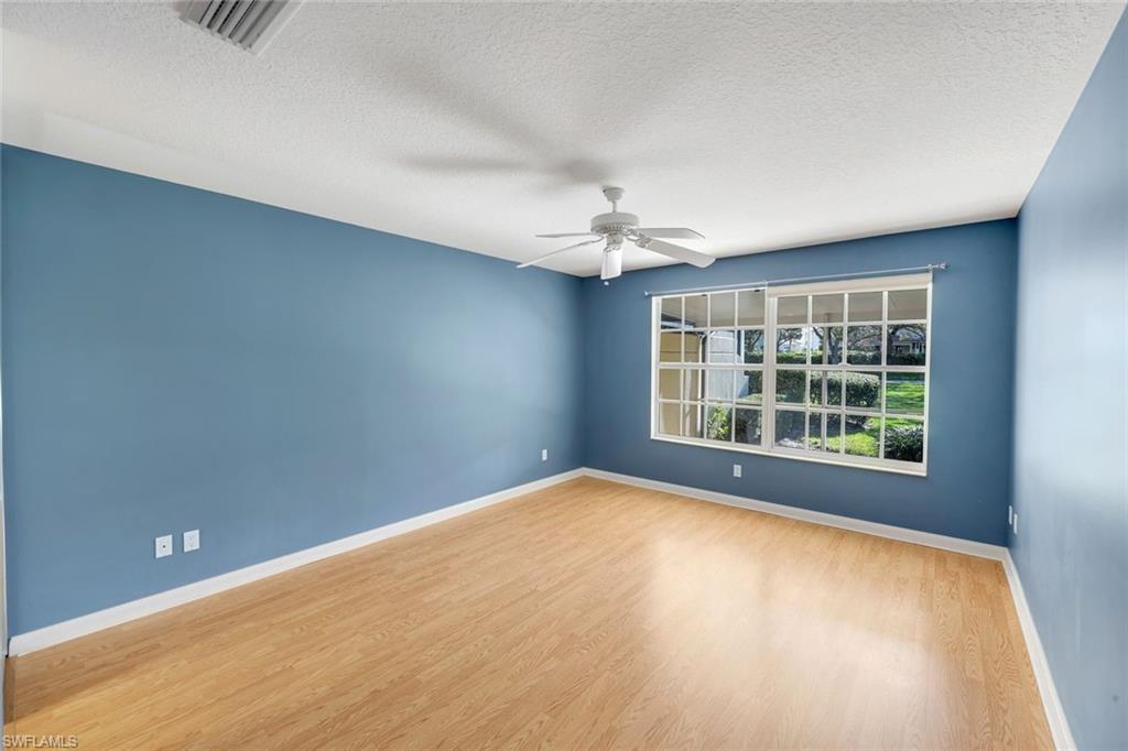 ISLAND WALK - Residential