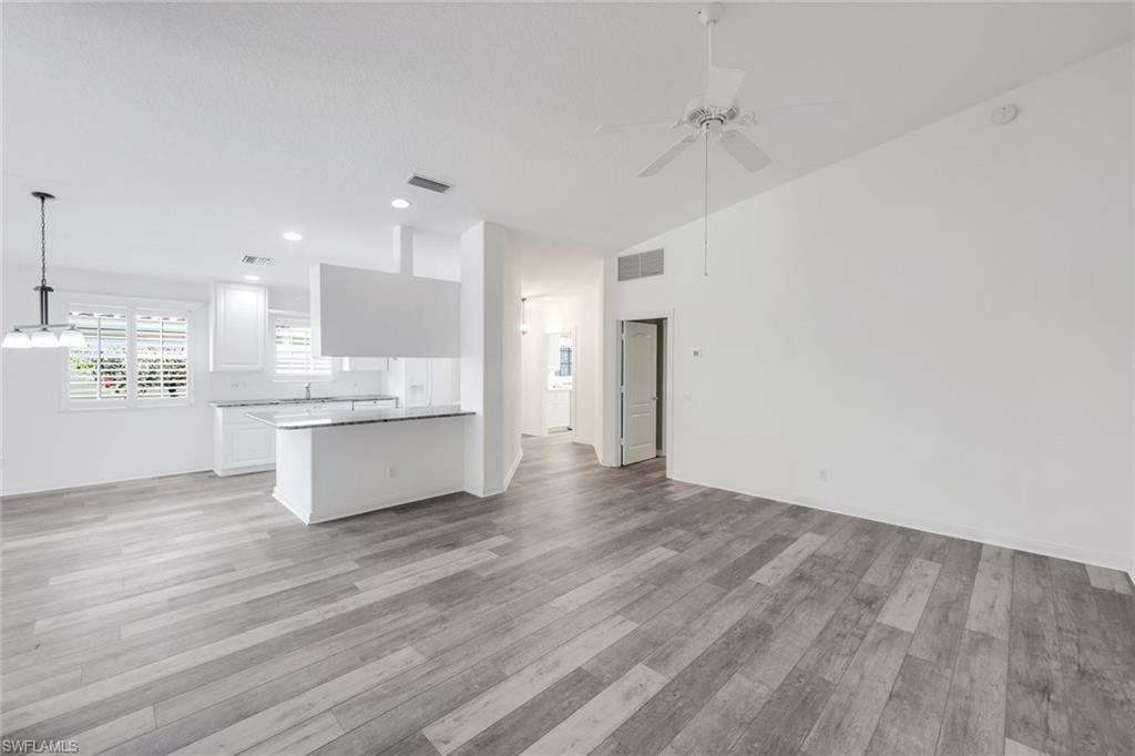 ISLAND WALK - Residential