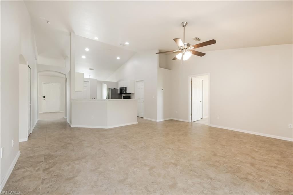 PORT CHARLOTTE - Residential Lease