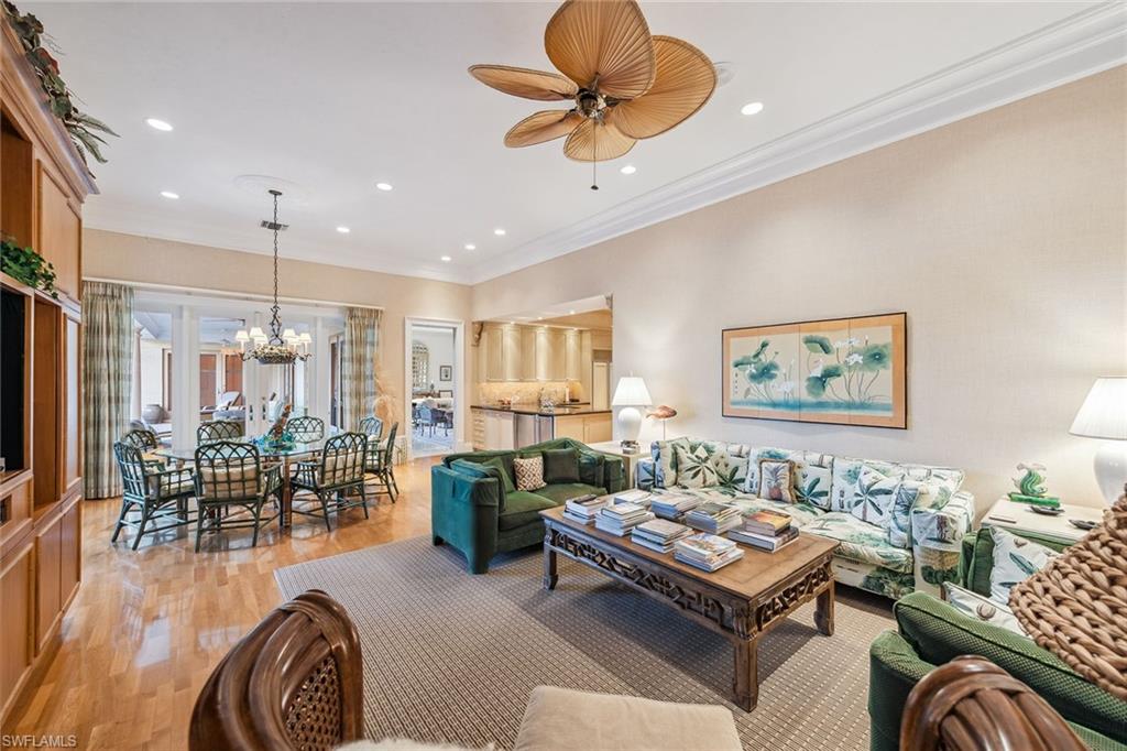 BAY COLONY SHORES - Residential