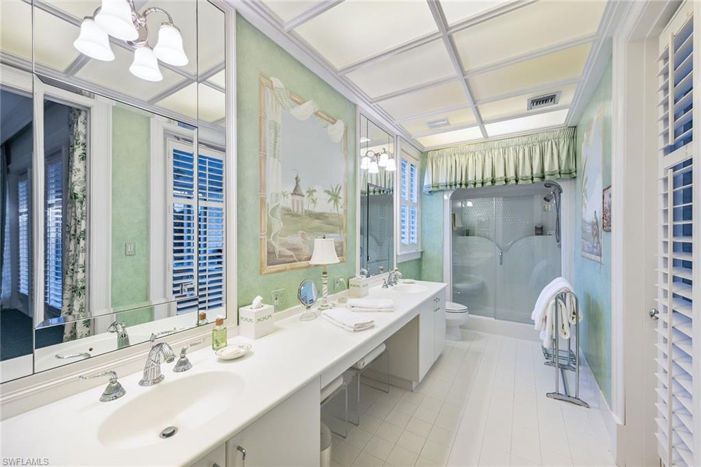 BAY COLONY SHORES - Residential