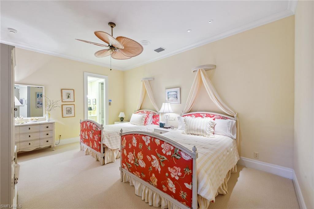 BAY COLONY SHORES - Residential