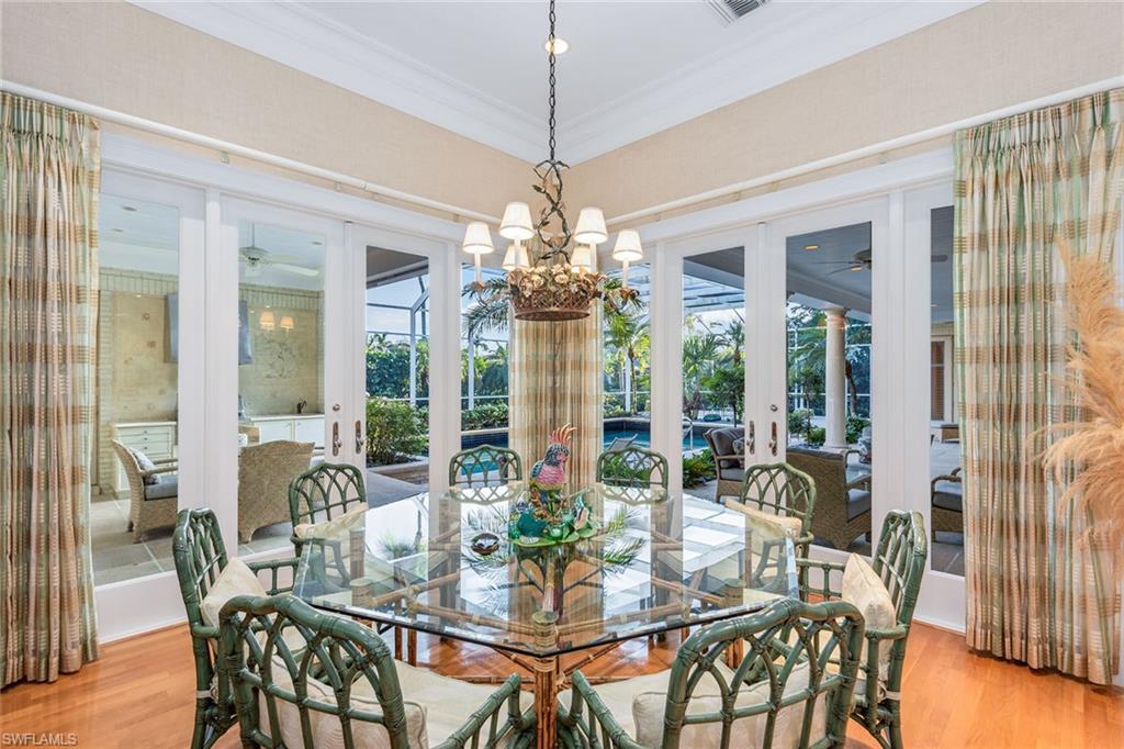 BAY COLONY SHORES - Residential