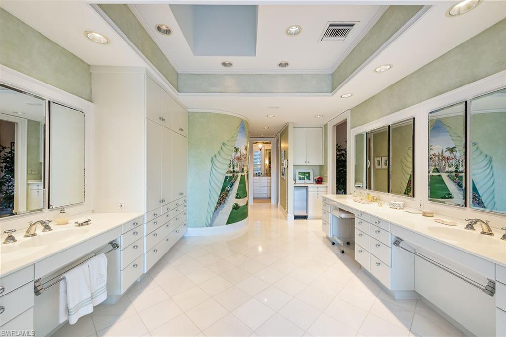 BAY COLONY SHORES - Residential