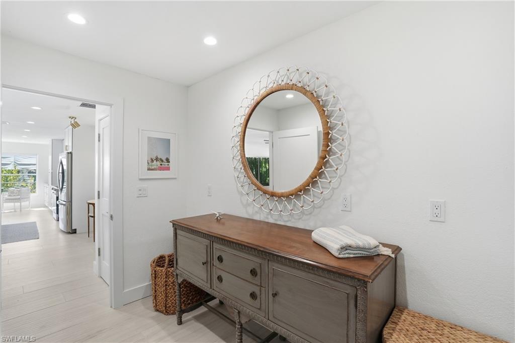 IMPERIAL SHORES - Residential