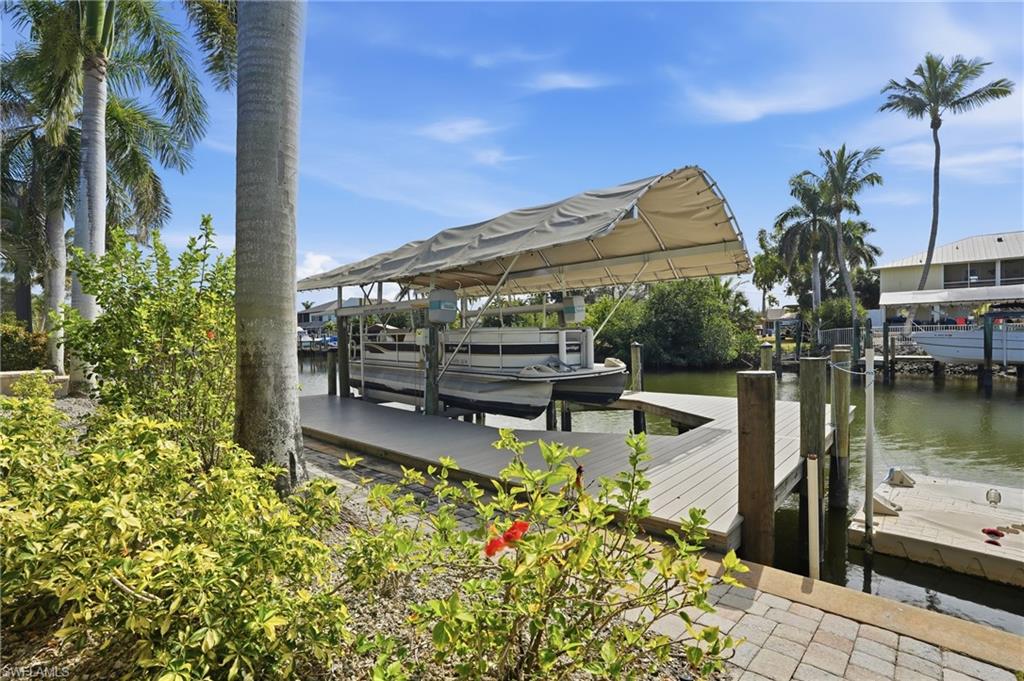 IMPERIAL SHORES - Residential