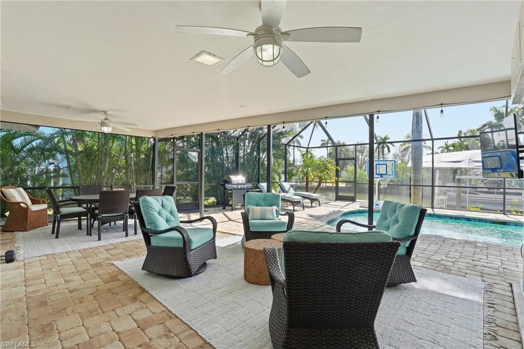 IMPERIAL SHORES - Residential