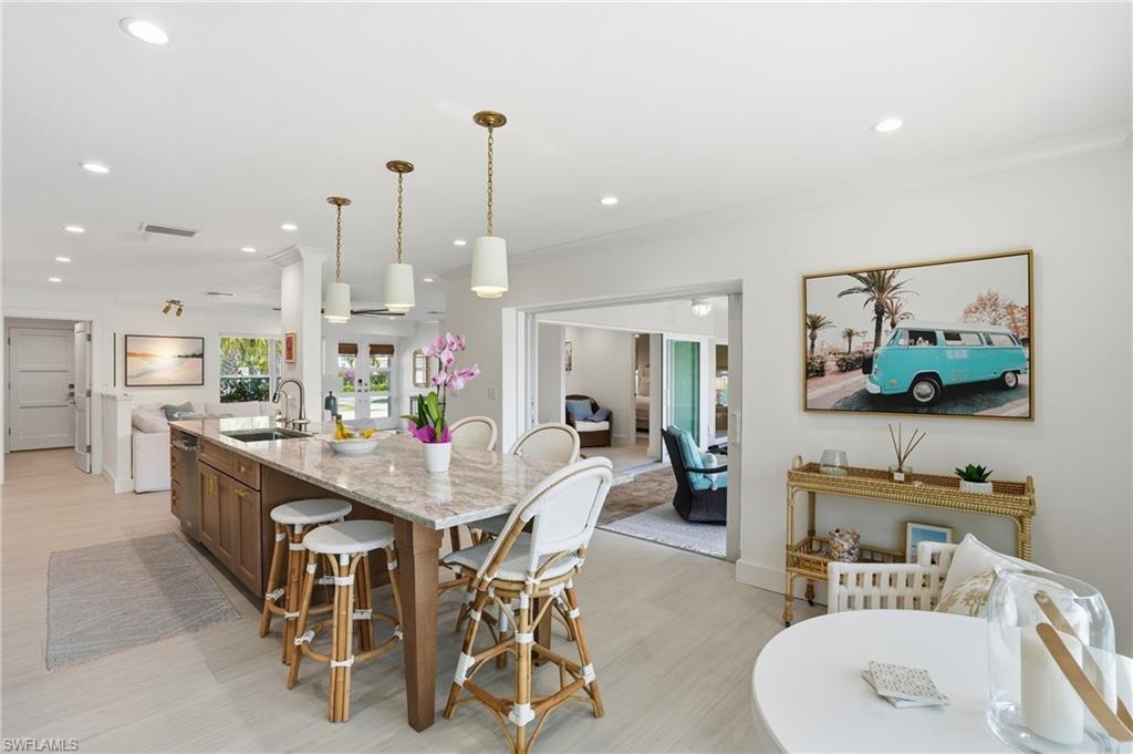 IMPERIAL SHORES - Residential