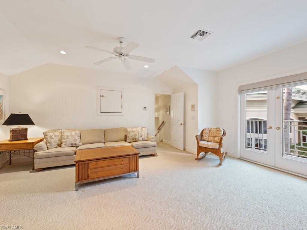 SPRING RIDGE - Residential