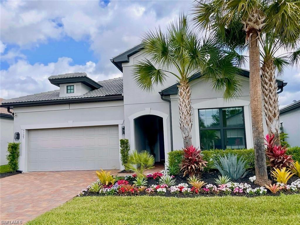 GREYHAWK AT GOLF CLUB OF THE EVERGLADES - Residential