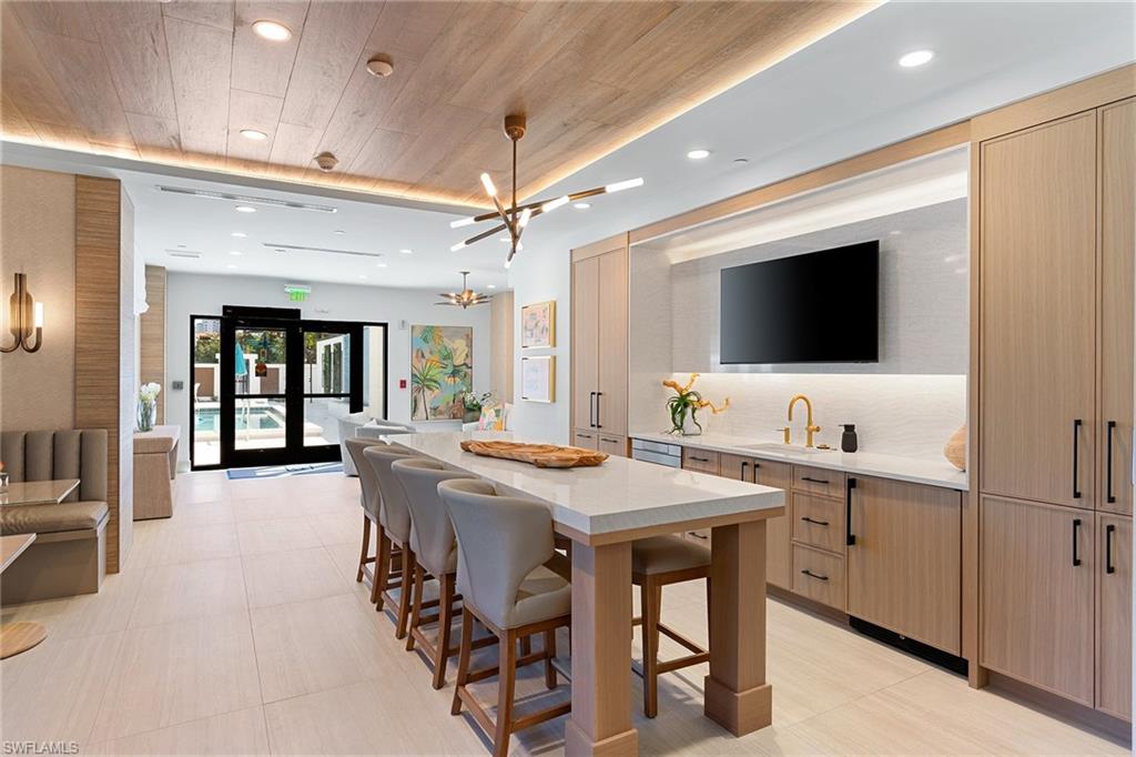 BEACHMOOR - Residential