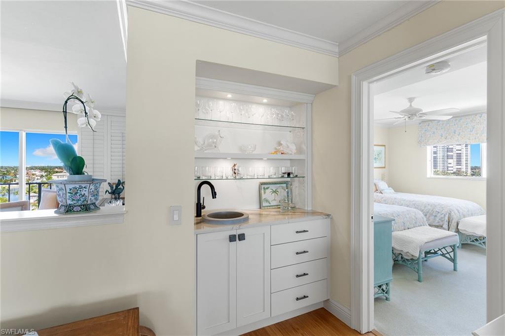 BEACHMOOR - Residential