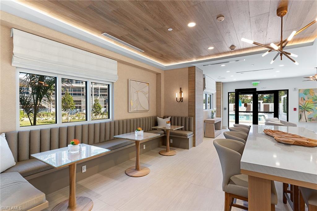 BEACHMOOR - Residential