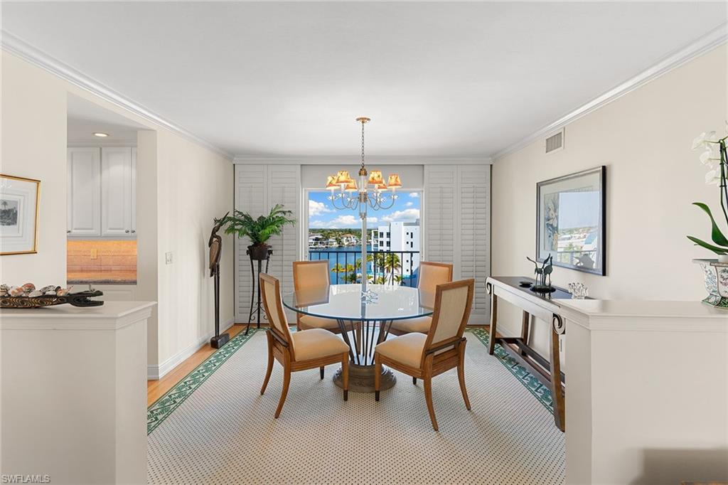 BEACHMOOR - Residential