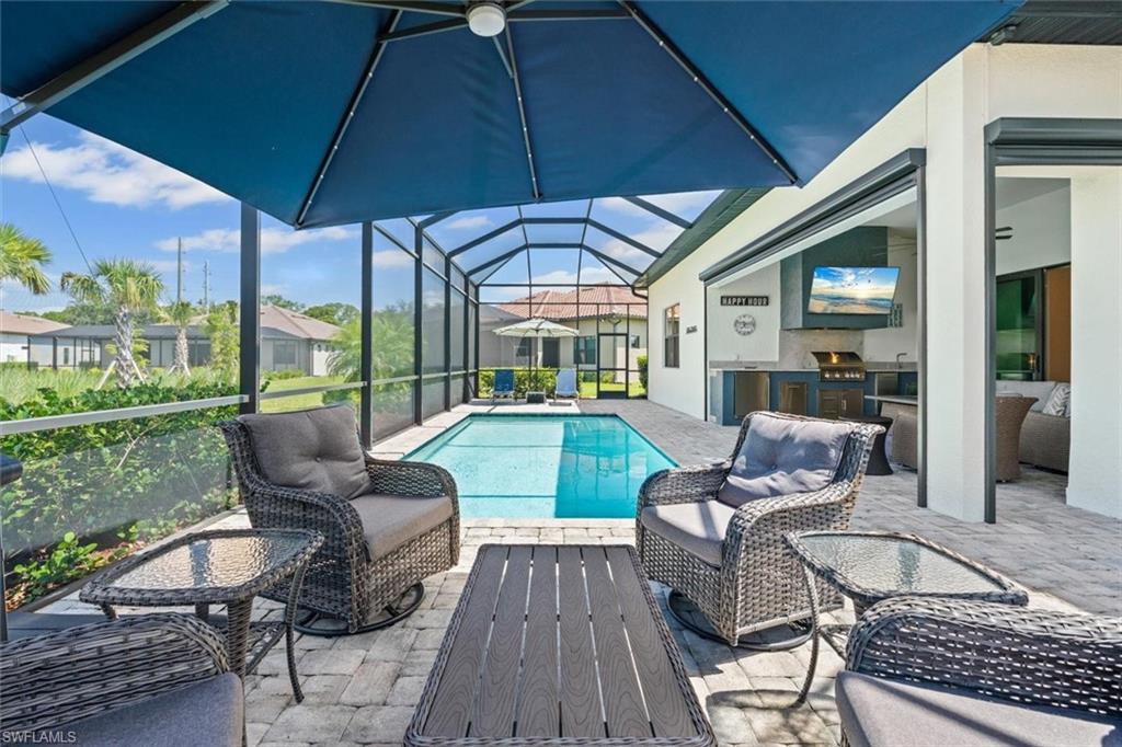 COUNTRY CLUB - Residential