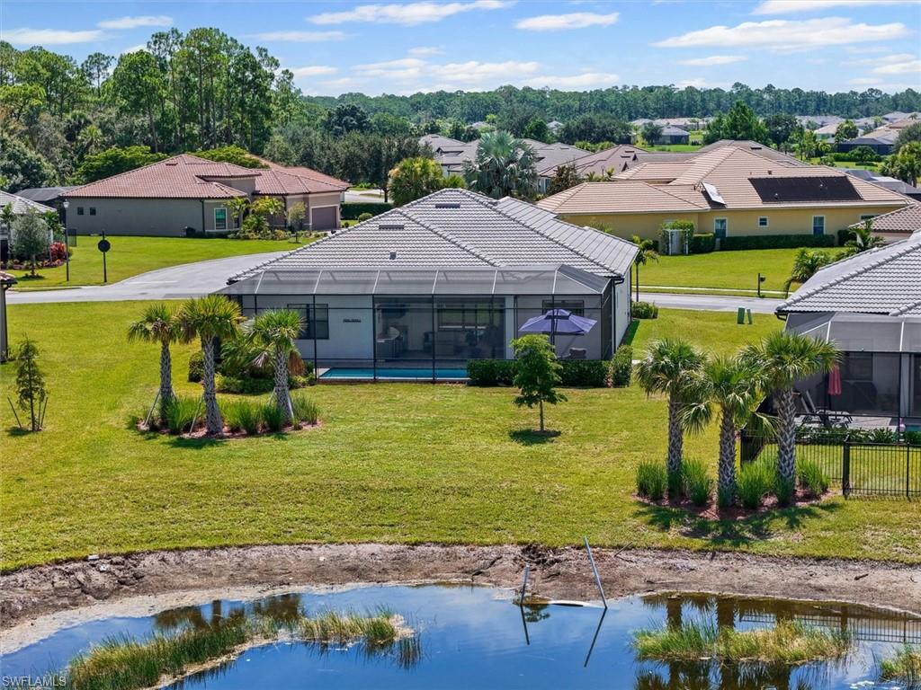 COUNTRY CLUB - Residential