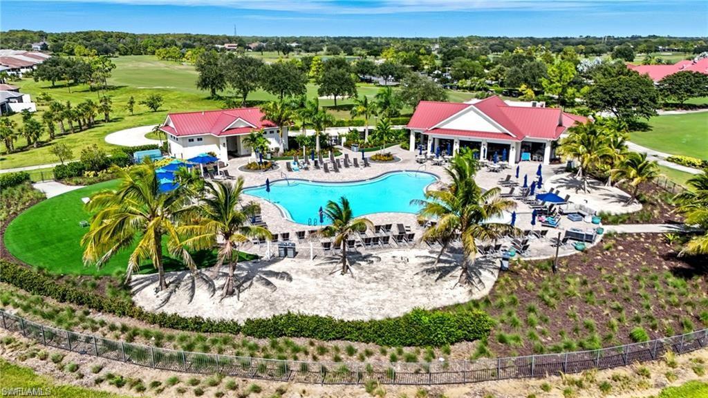 COUNTRY CLUB - Residential