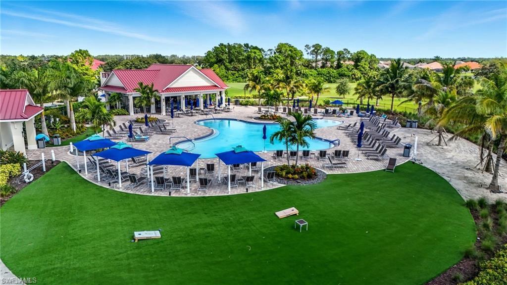 COUNTRY CLUB - Residential