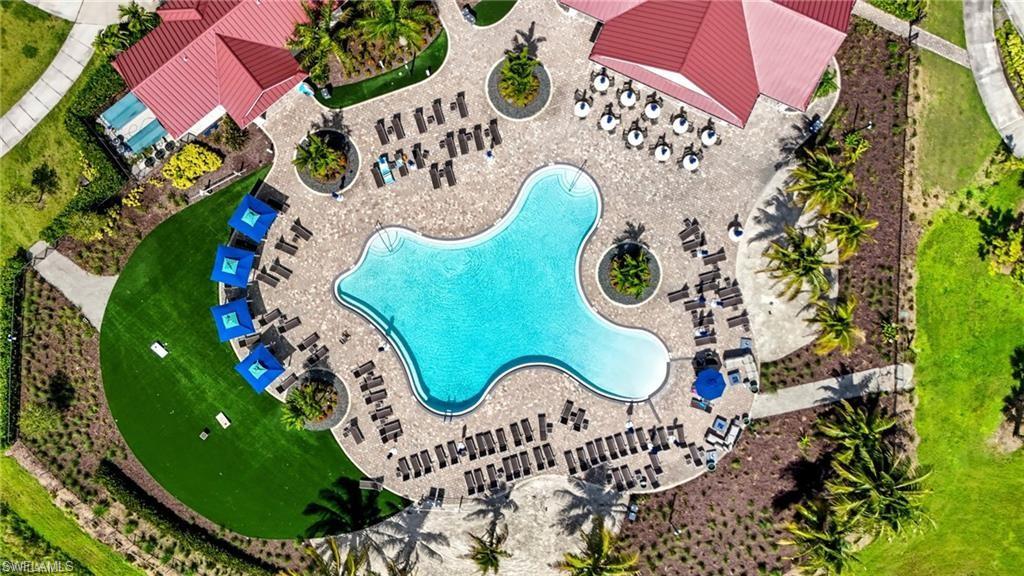 COUNTRY CLUB - Residential