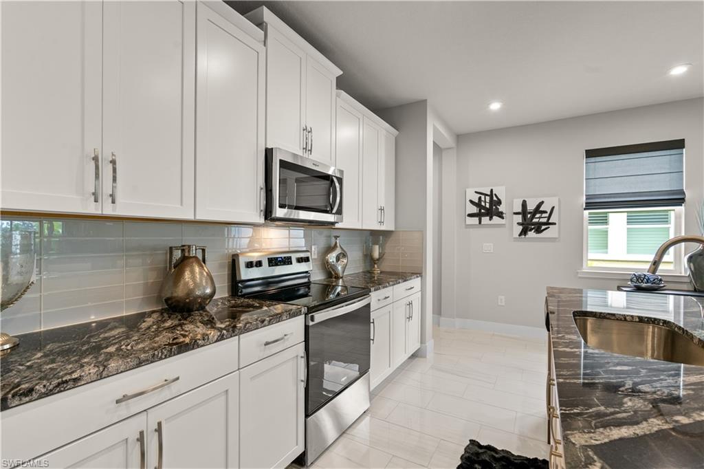 BONAVIE COVE - Residential