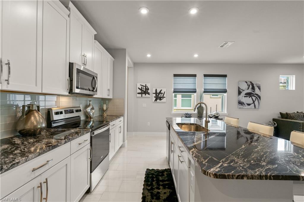 BONAVIE COVE - Residential