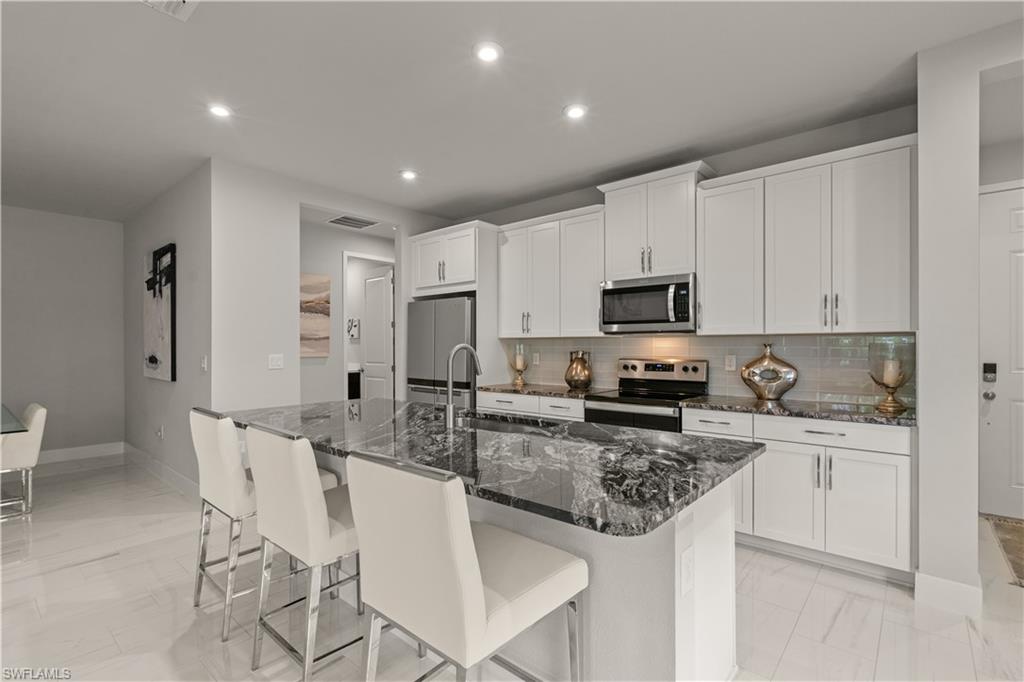 BONAVIE COVE - Residential