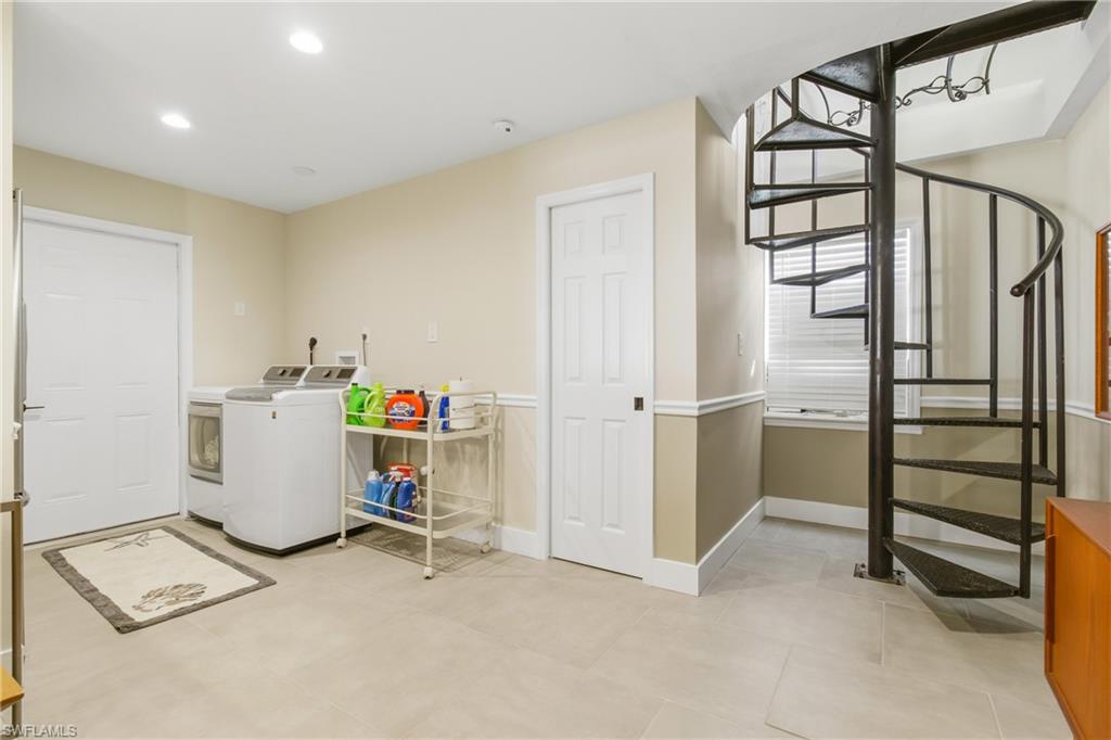 TIP TOP TERRACE - Residential