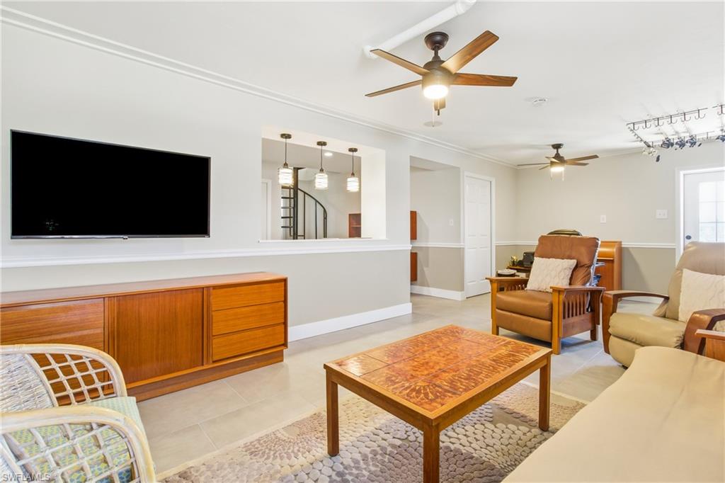 TIP TOP TERRACE - Residential