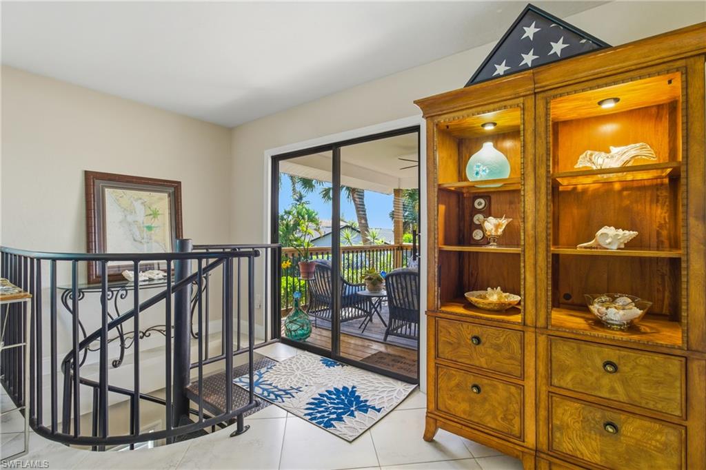 TIP TOP TERRACE - Residential