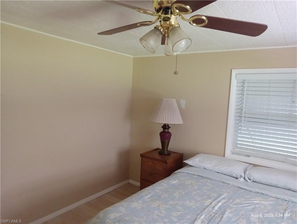 LAUREL ESTATES MOBILE HOME VIL - Residential