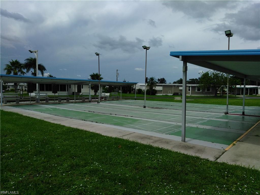 LAUREL ESTATES MOBILE HOME VIL - Residential