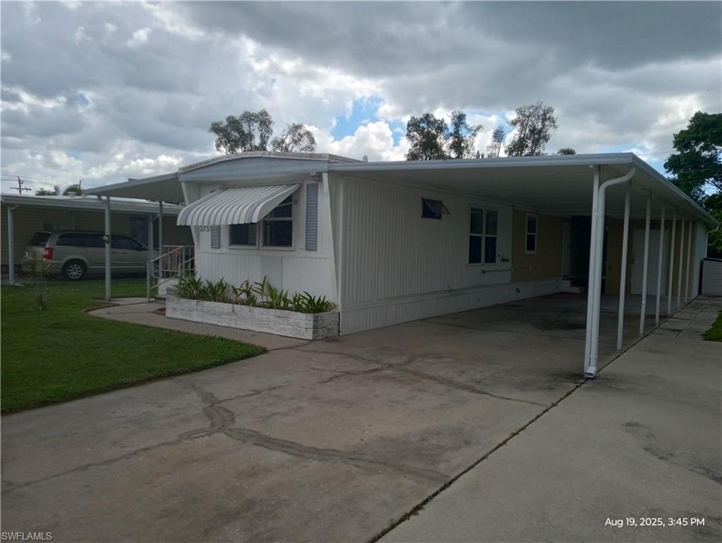 LAUREL ESTATES MOBILE HOME VIL - Residential