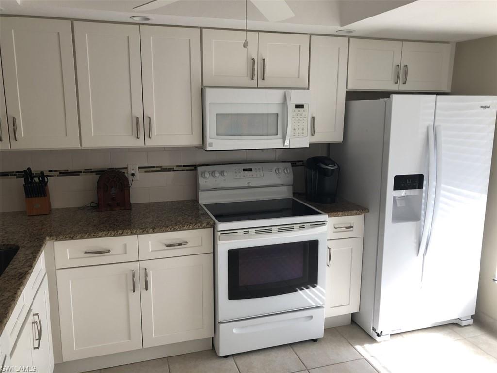 SPANISH PINES - Residential