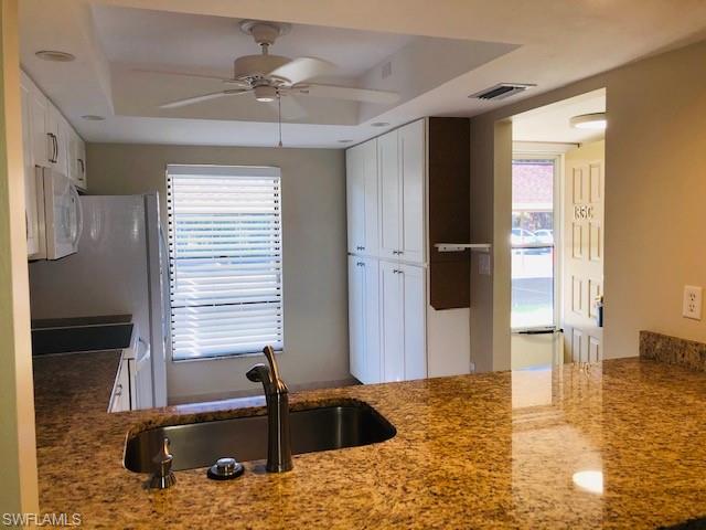 SPANISH PINES - Residential