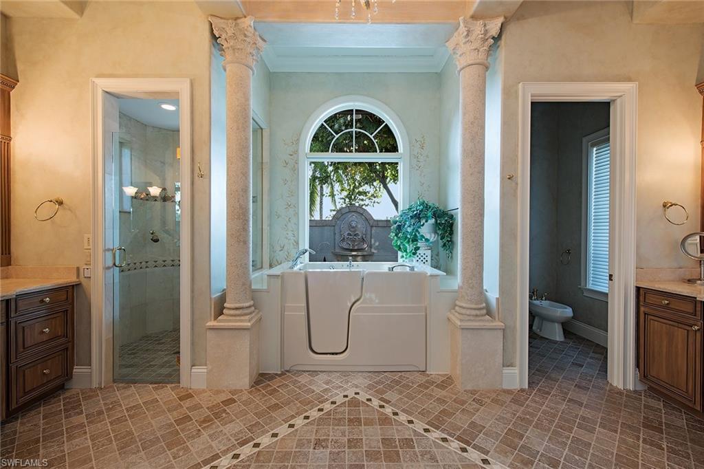 GREY OAKS - Residential