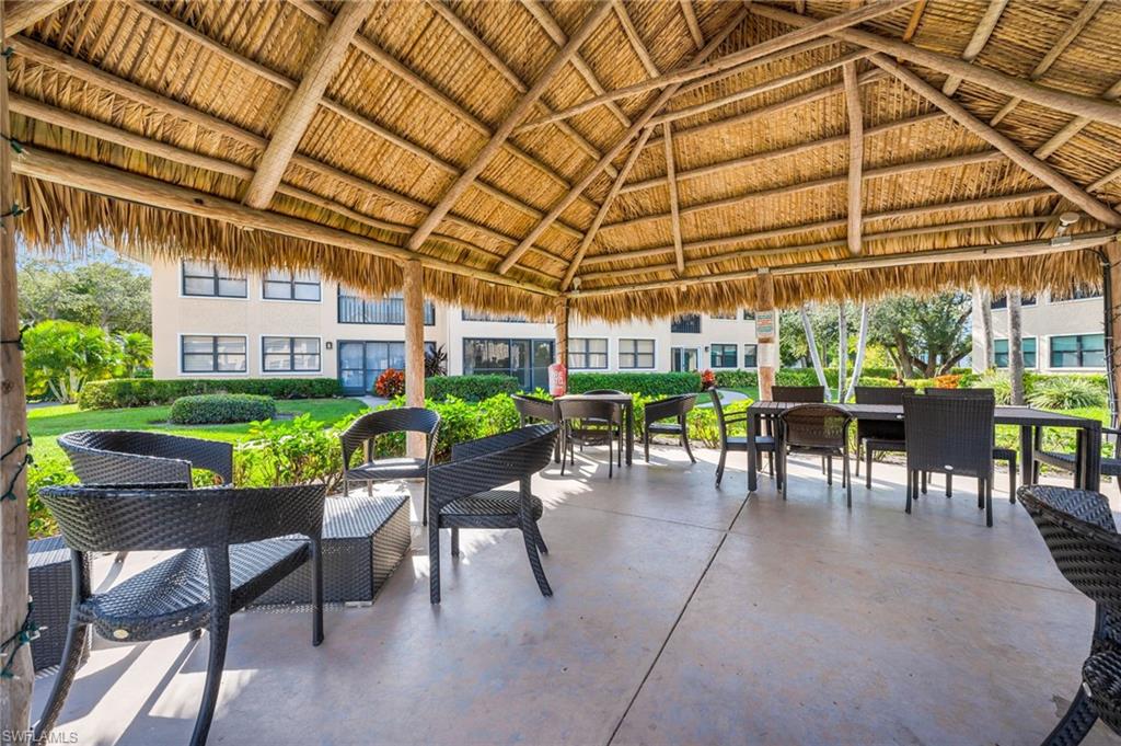 BAYSIDE VILLAS - Residential