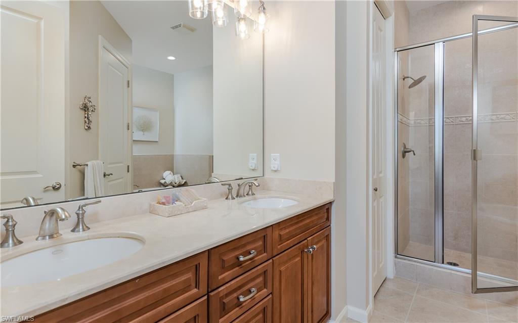 CAPE HARBOUR - Residential