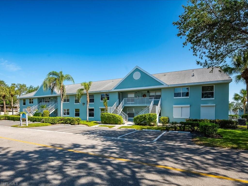 PIPERS POINTE - Residential