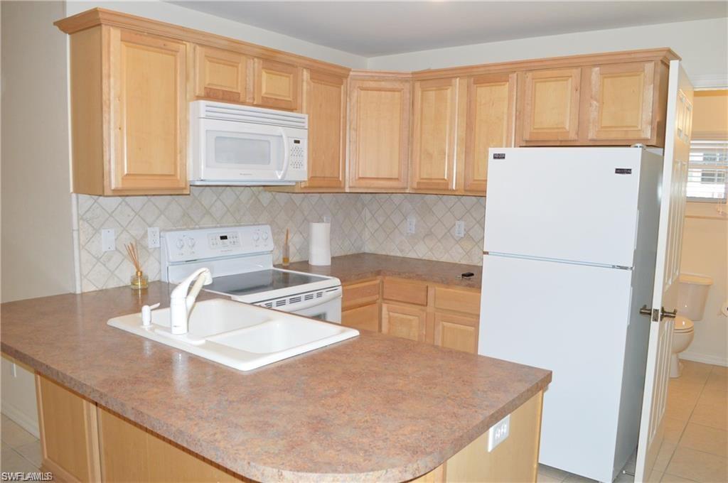 SAN CARLOS PARK - Residential Lease