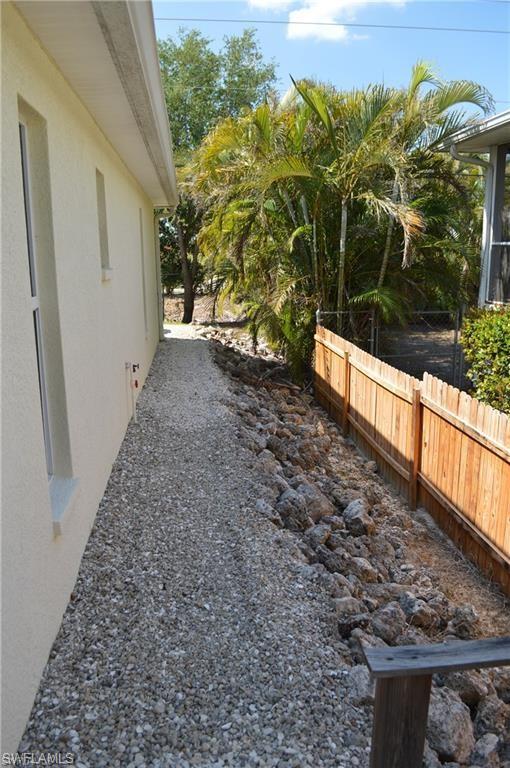 SAN CARLOS PARK - Residential Lease